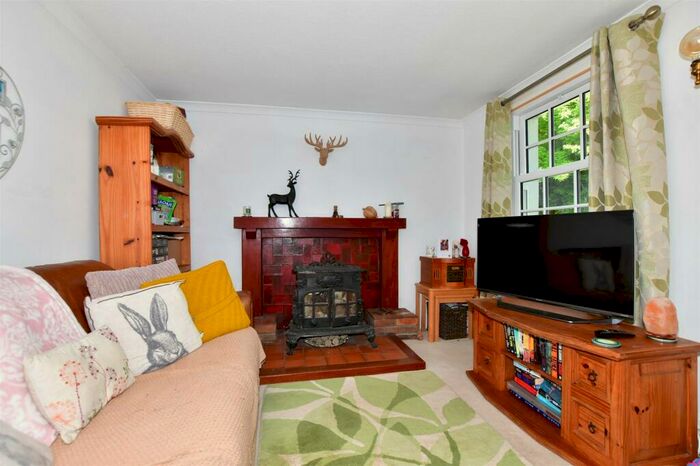 5 Bedroom Detached House For Sale In The Street, Guston, Dover, Kent, CT15