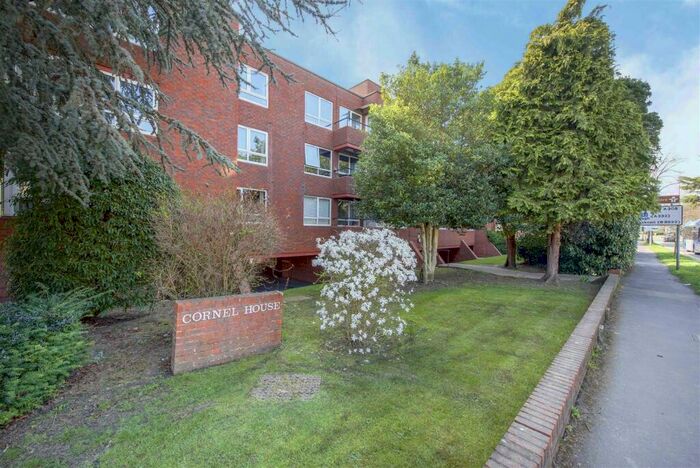 2 Bedroom Apartment For Sale In Cornel House, Osborne Road, Windsor, SL4