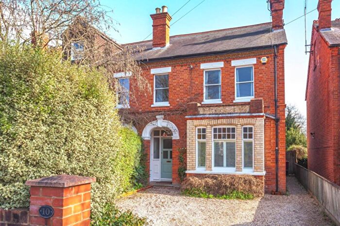 4 Bedroom Semi-Detached House For Sale In Kidmore Road, Caversham Heights, Reading, RG4