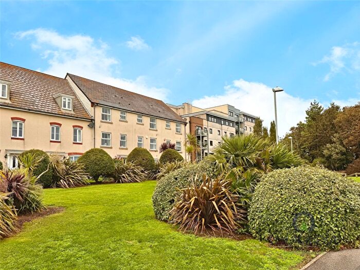 4 Bedroom Terraced House For Sale In Groombridge Walk, Eastbourne, East Sussex, BN22