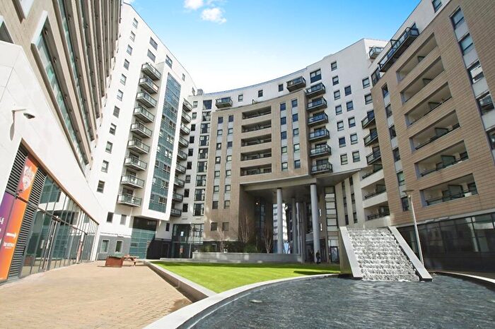 1 Bedroom Flat To Rent In Gateway East, Marsh Lane, Leeds, LS9