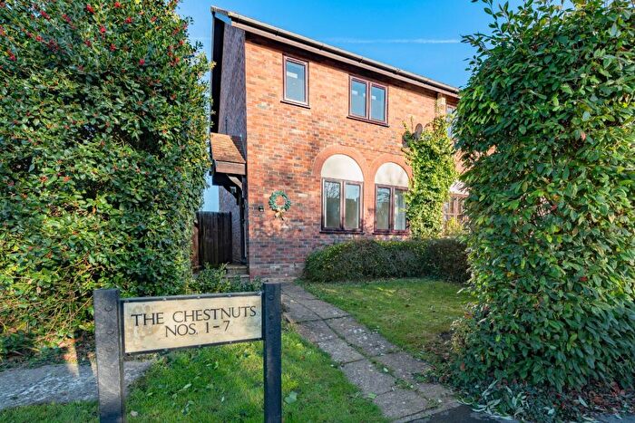 3 Bedroom End Of Terrace House For Sale In The Chestnuts, Kimbolton, Huntingdon, Cambridgeshire, PE28