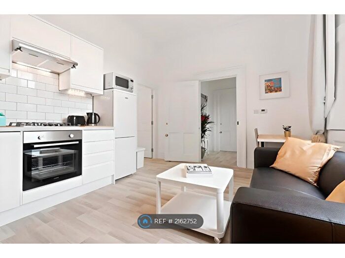 1 Bedroom Flat To Rent In Loughborough Park, London, SW9