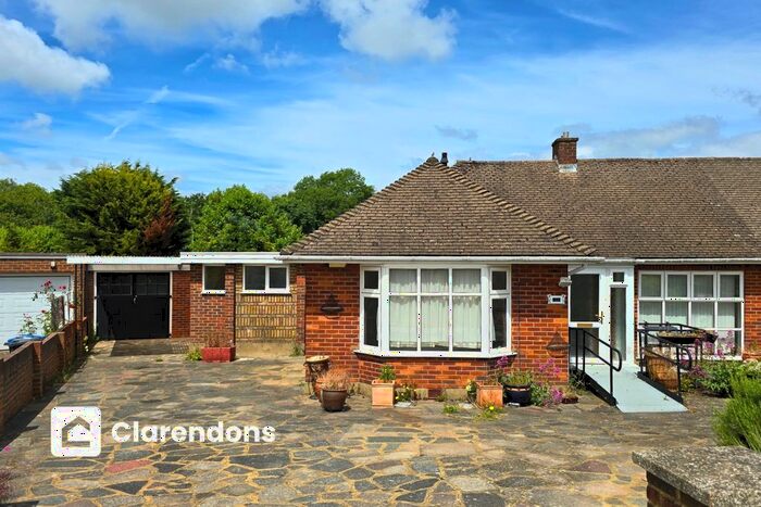 3 Bedroom Semi-Detached Bungalow To Rent In Kenley, Surrey, CR8