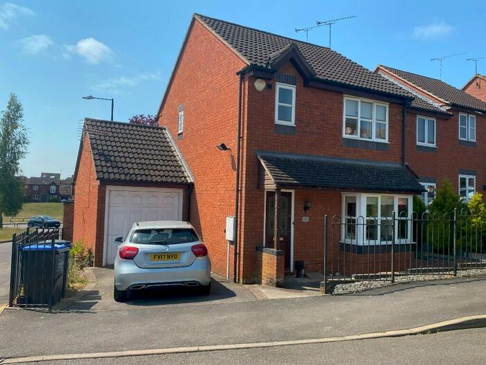 2 Bedroom Detached House To Rent In Pebble Island Way, Leamington Spa, Warwickshire, CV31