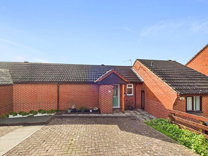 2 Bedroom Terraced House For Sale In Garratts Way, High Wycombe, Buckinghamshire, HP13