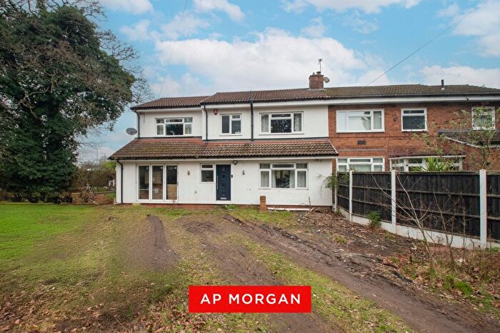 3 Bedroom Semi Detached House For Sale In Stratford Road, Shirley, Solihull, West Midlands, B90