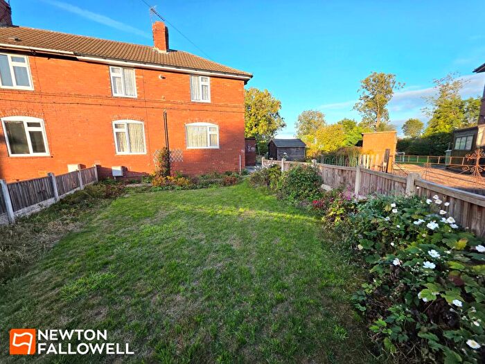 3 Bedroom Semi-Detached House For Sale In The Woodlands, Langwith, NG20