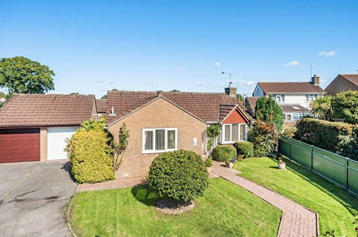 2 Bedroom Bungalow For Sale In Cherry Close, Willand, Cullompton, Devon, EX15