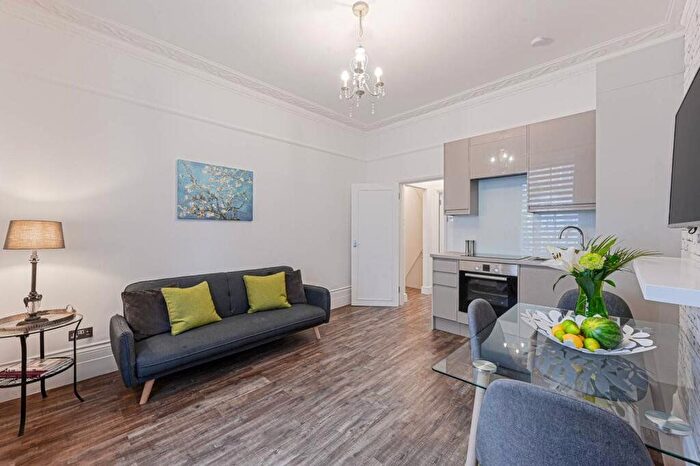 2 Bedroom Flat To Rent In Denbigh Street, Westminster, SW1V
