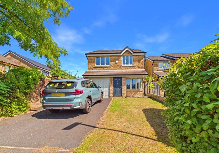 4 Bedroom Detached House For Sale In Ogden Drive, Helmshore, Rossendale, Lancashire, BB4