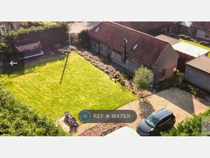 4 Bedroom Semi-Detached House To Rent In The Old Hay Barn, Tewin, Welwyn, AL6
