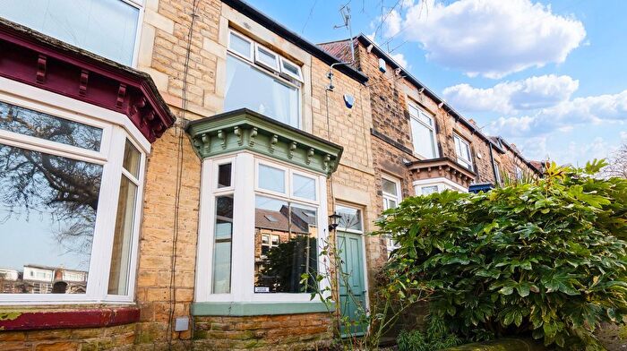 3 Bedroom Terraced House For Sale In Forres Road, Crookes, Sheffield, S10