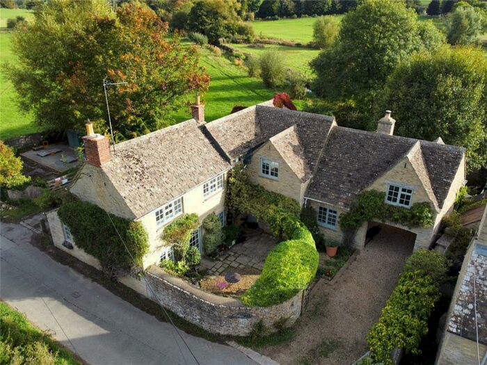 3 Bedroom Detached House For Sale In Victoria Road, Quenington, Cirencester, Gloucestershire, GL7