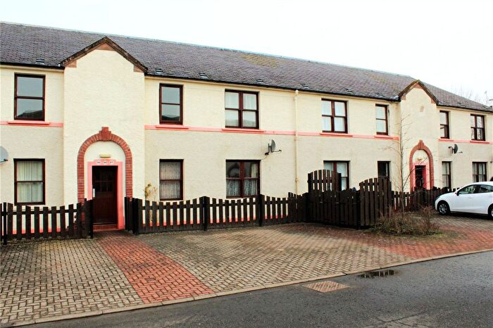 2 Bedroom Flat To Rent In Malcolm Court, Perth, PH1