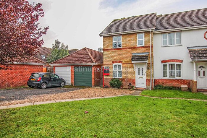 2 Bedroom End Of Terrace House To Rent In Reed Close, Chatteris, PE16