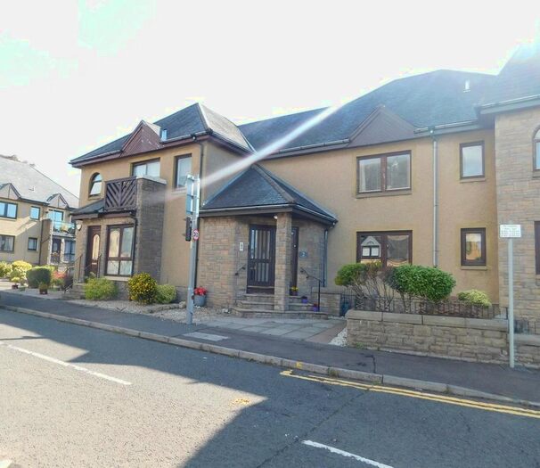 2 Bedroom Flat To Rent In St. Modans Court, Falkirk, FK1
