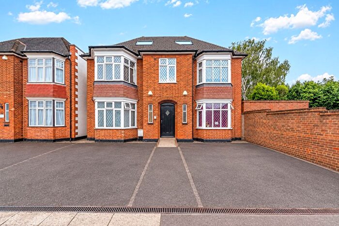 1 Bedroom Flat For Sale In Crantock Road, London, SE6