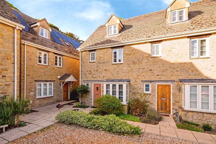 3 Bedroom End Terrace House For Sale In Burford, Oxfordshire, OX18