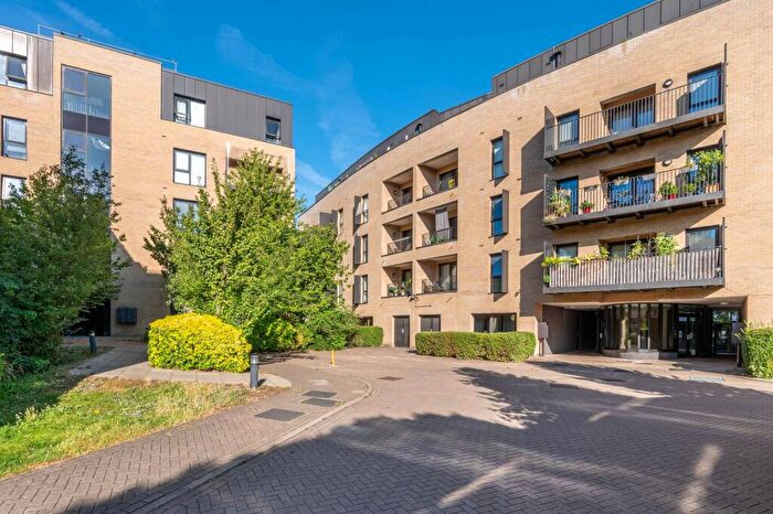 1 Bedroom Flat For Sale In Newman Close, Willesden Green, London, NW10