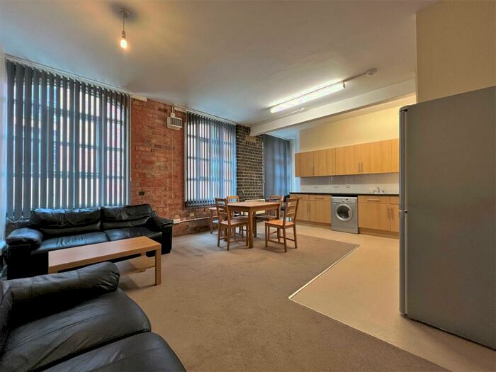 4 Bedroom Apartment To Rent In York Street, Leicester, LE1