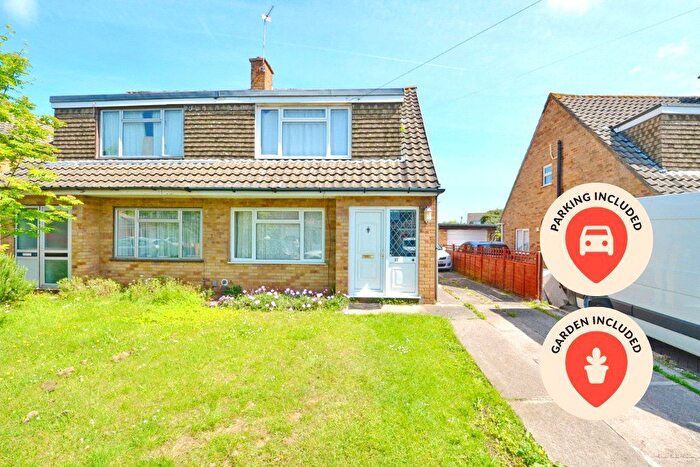 3 Bedroom Semi Detached House To Rent In Greenlands Way, Henbury, Bristol, Bristol, BS10