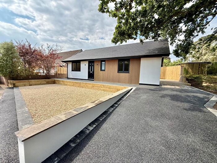 3 Bedroom Bungalow For Sale In Smugglers Lane North, Highcliffe On Sea, BH23