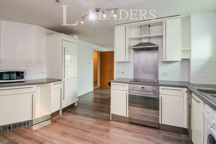 2 Bedroom Flat To Rent In Bloomsbury Court, NG1