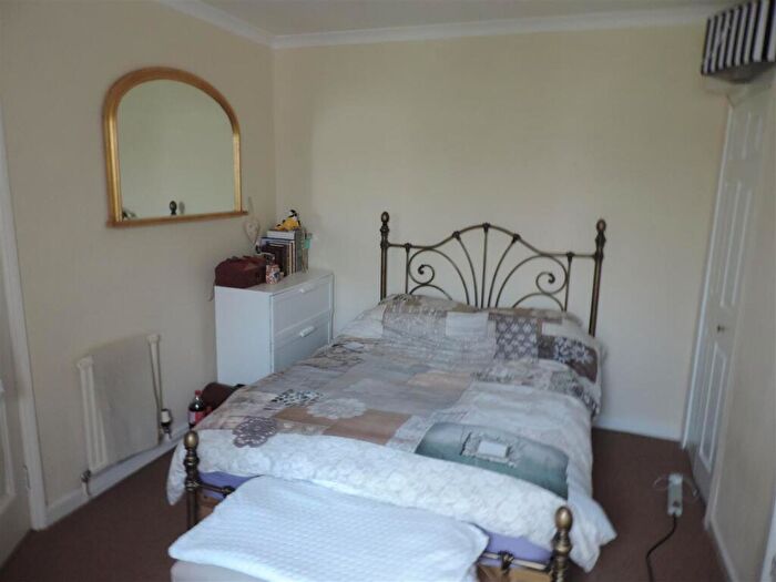 2 Bedroom Apartment To Rent In North Road, Bath, BA2