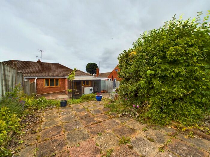 2 Bedroom Bungalow For Sale In Cavendish Avenue, Churchdown, Gloucester