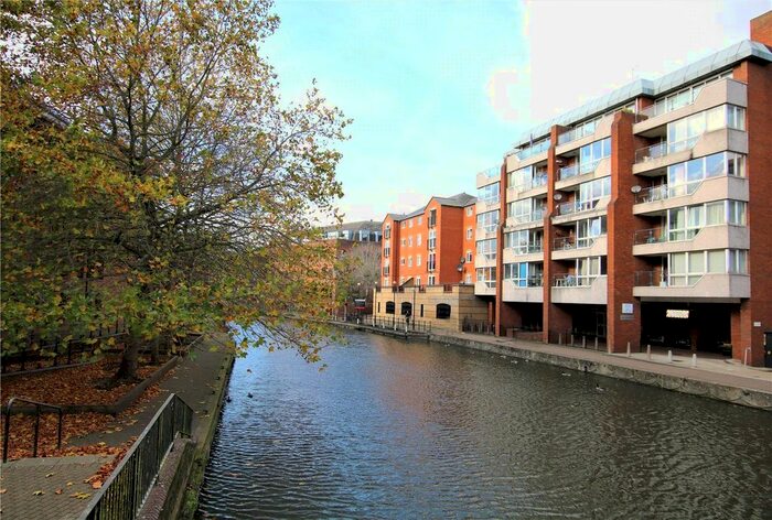 1 Bedroom Flat To Rent In Kings Reach Court, Crane Wharf, Reading, Berkshire, RG1