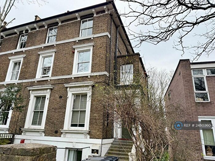 3 Bedroom Maisonette To Rent In Granville Park, London, SE13