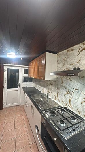 3 Bedroom Terraced House To Rent In Kempton Road, London, E6