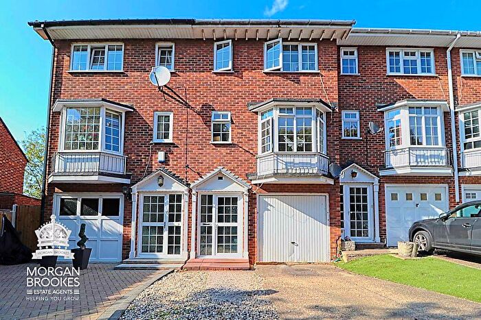 3 Bedroom Town House To Rent In St Marys Drive, Benfleet, SS7