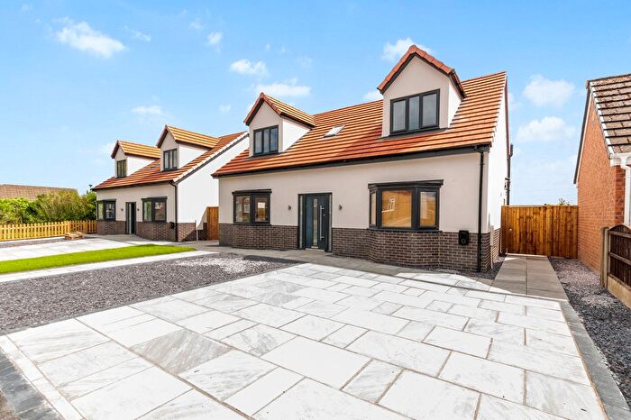 4 Bedroom Detached House For Sale In Moss Bank Road, St. Helens, WA11