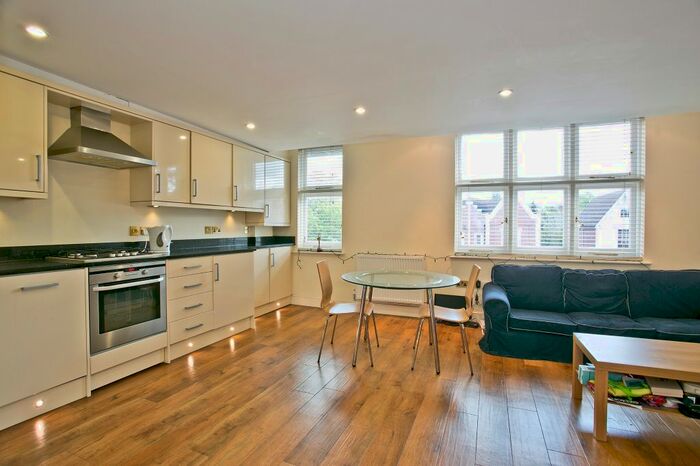 1 Bedroom Flat To Rent In London Road, Central Guildford, Guildford, GU1