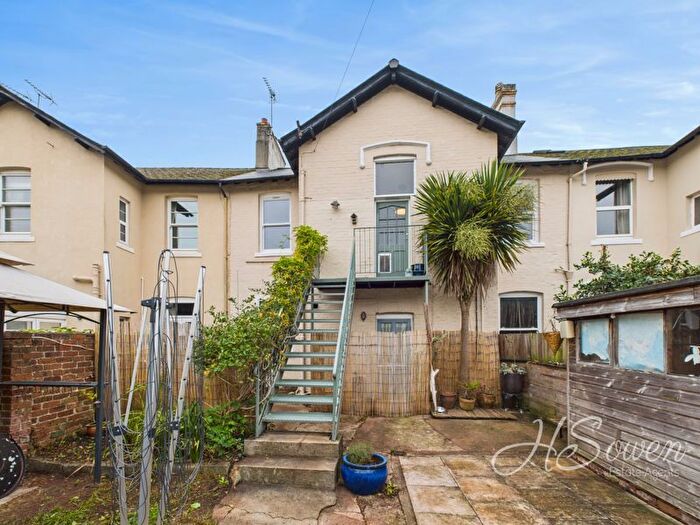 3 Bedroom Flat For Sale In Rathmore Road, Torquay, TQ2
