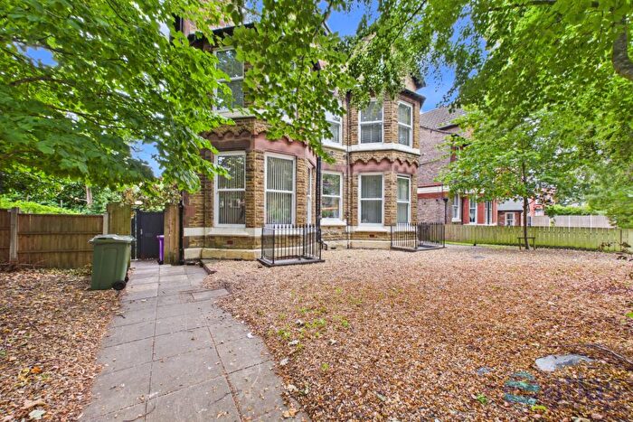 2 Bedroom Apartment To Rent In Sandringham Drive, Aigburth, L17