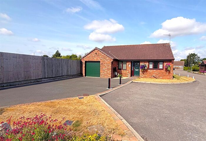 2 Bedroom Detached Bungalow For Sale In Vale Close, Aslockton, NG13