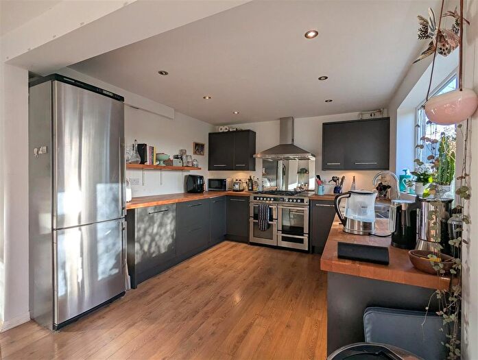 3 Bedroom Detached House To Rent In Rydal Drive, Tunbridge Wells, TN4