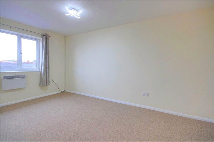 2 Bedroom Apartment To Rent In Rose Street, Rodbourne, Swindon, Wiltshire, SN2