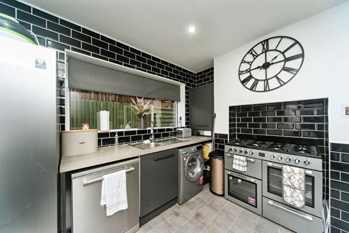 2 Bedroom Detached Bungalow For Sale In Alfray Road, Bexhill-On-Sea, TN40