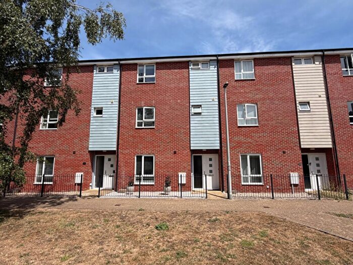 4 Bedroom Terraced House For Sale In Sanford Place, St Thomas, EX2