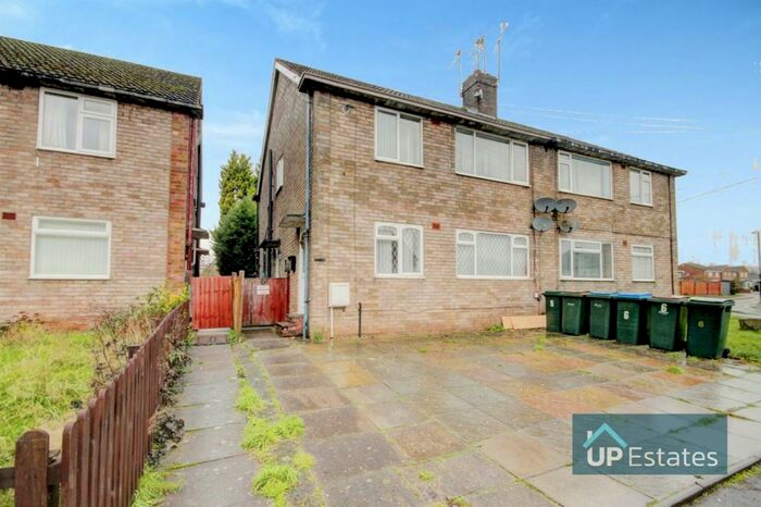 2 Bedroom Maisonette To Rent In Dillam Close, Longford, Coventry, CV6