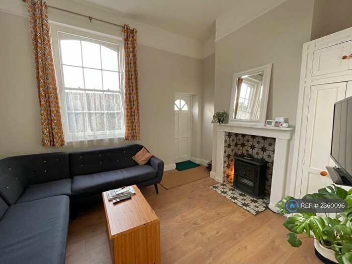 2 Bedroom Flat To Rent In Blackmans Yard, London, E2