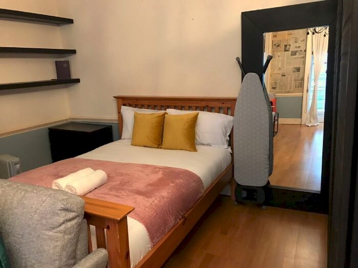 Studio To Rent In Craven Street, Charing Cross, London, WC2N