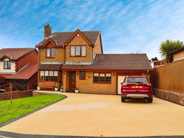 5 Bedroom Detached House For Sale In Priory Gardens, Barry, CF63