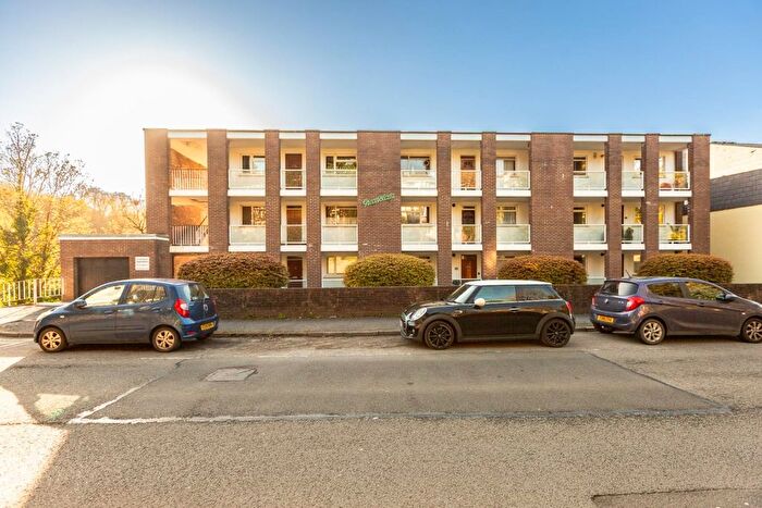 1 Bedroom Flat For Sale In Langland Road, Mumbles, Swansea, SA3