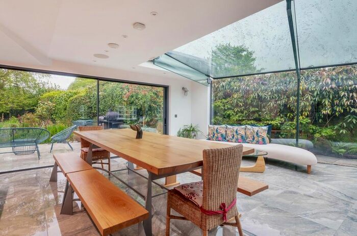 4 Bedroom Detached House For Sale In London Road, Hurst Green, Etchingham, TN19