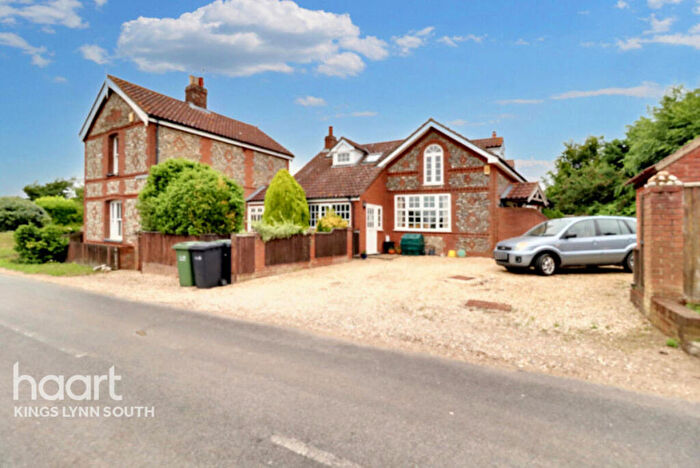 6 Bedroom Detached House For Sale In Station Road, East Rudham, PE31